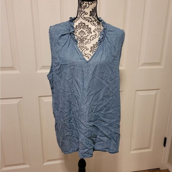 Time and Tru Tops - Denim style 3X woman's sleeveless top